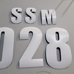White letters and numbers: SSM 028.